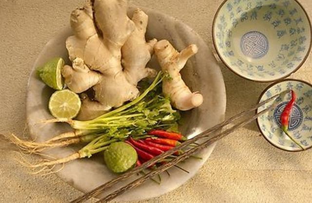 Cuisiner avec du gingembre