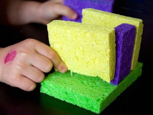 子供たちと一緒に発芽