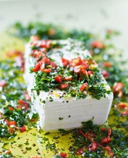 marinert ost med oregano